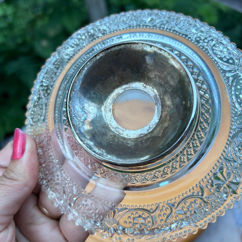 Vintage Pressed Glass Candy Dish Silver Pedestal Fleur De Lis‎ Clear Bowl KIG